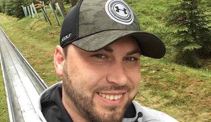 Policisté chtějí finančně podpořit pozůstalé po zesnulém kolegovi, který zemřel cestou do služby.