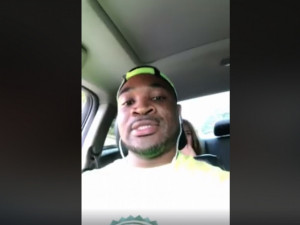 VIDEO: Černoch hlídal v USA bělošské děti, kolemjdoucí zavolala policii