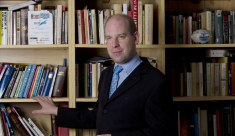 Exnáměstek Závodský se soudí s ministerstvem financí. To chce nyní utnout i jeho státní službu.