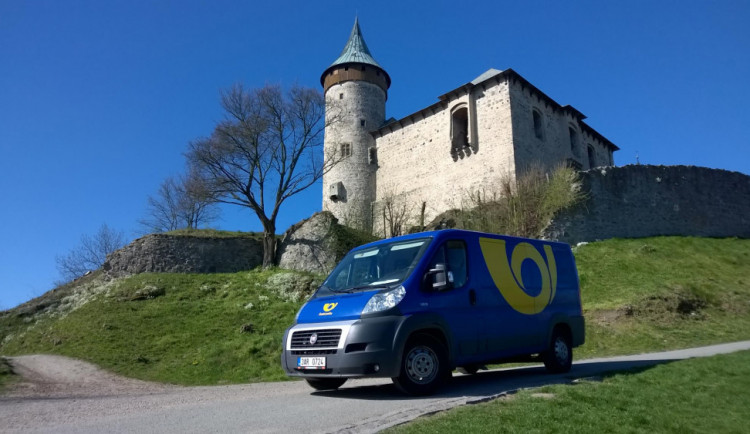 Pošta od začátku září najala 4000 brigádníků