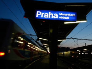 Porucha vyřadila z provozu pražské Masarykovo nádraží