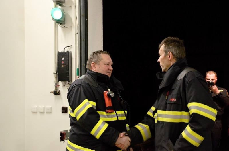 Služebně nejstarší profesionální hasič náchodského okresu odsloužil poslední směnu
