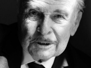 Ve věku 85 let zemřel divadelní a filmový herec Luděk Munzar