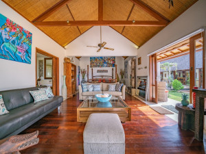 Opustili všechny a všechno, co jsme milovali. Sbalili celý svůj život do dvou kufrů, vzpomíná „Bába na Bali“.