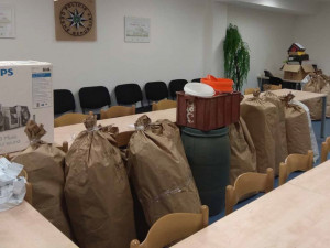 FOTO: Policisté zabavili 50 kilo trávy, dealer byl přitom na marihuanu alergický