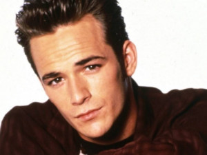 Hvězda Beverly Hills 90210 zemřela. Luke Perry nepřežil mozkovou příhodu