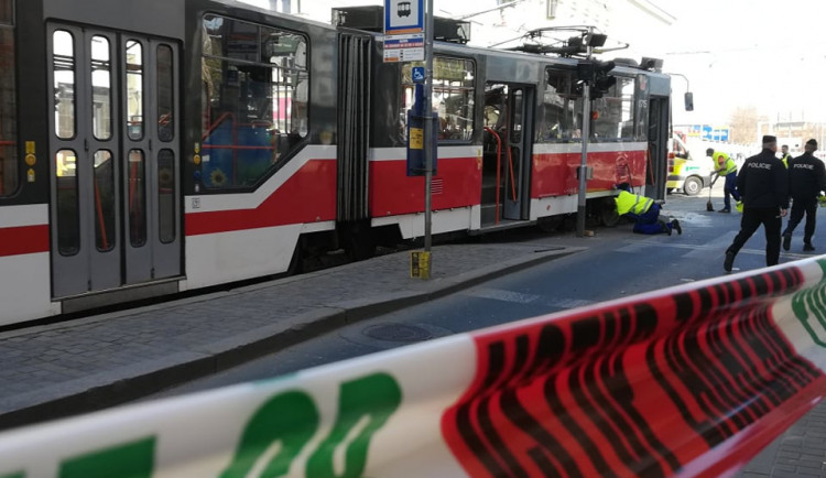 Všichni zranění cestující ze včerejší nehody mají podle odborníka nárok na vysoké odškodnění.