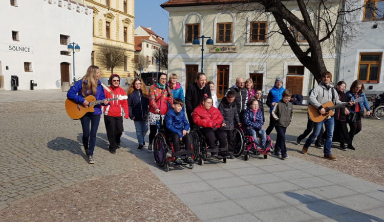 Tomáš Klus se skupinou K.R.B.