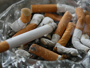 PRŮZKUM: Polovina restaurací nedovoluje ani elektronické cigarety