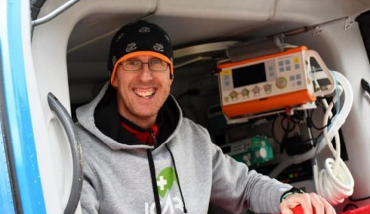 Dcerám čtu vzkazy, co lidé posílají, říká o sbírce přítelkyně padlého záchranáře Michala Beneše