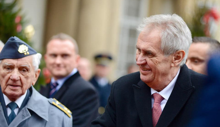Zeman jmenuje Kremlíka i Havlíčka novými ministry