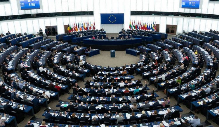 VoteWatch: Čeští europoslanci patřili mezi ty s větším vlivem