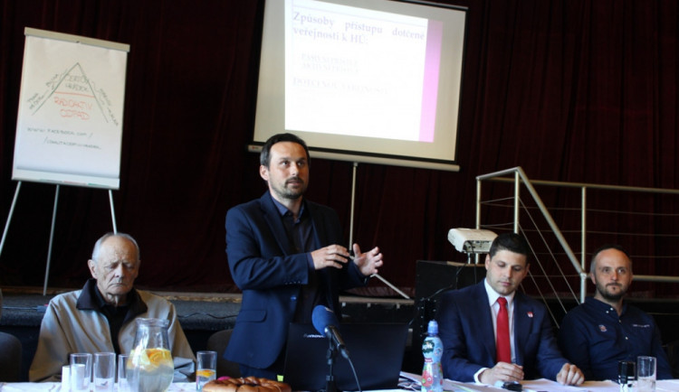 Šestice starostů z Jihlavska požaduje vyřazení z lokalit pro úložiště. Hlavním důvodem je pitná voda.