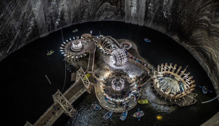 DRBNA NA CESTÁCH: Nejúžasnější podzemní místo na Zemi najdete tisíc kilometrů od hranic