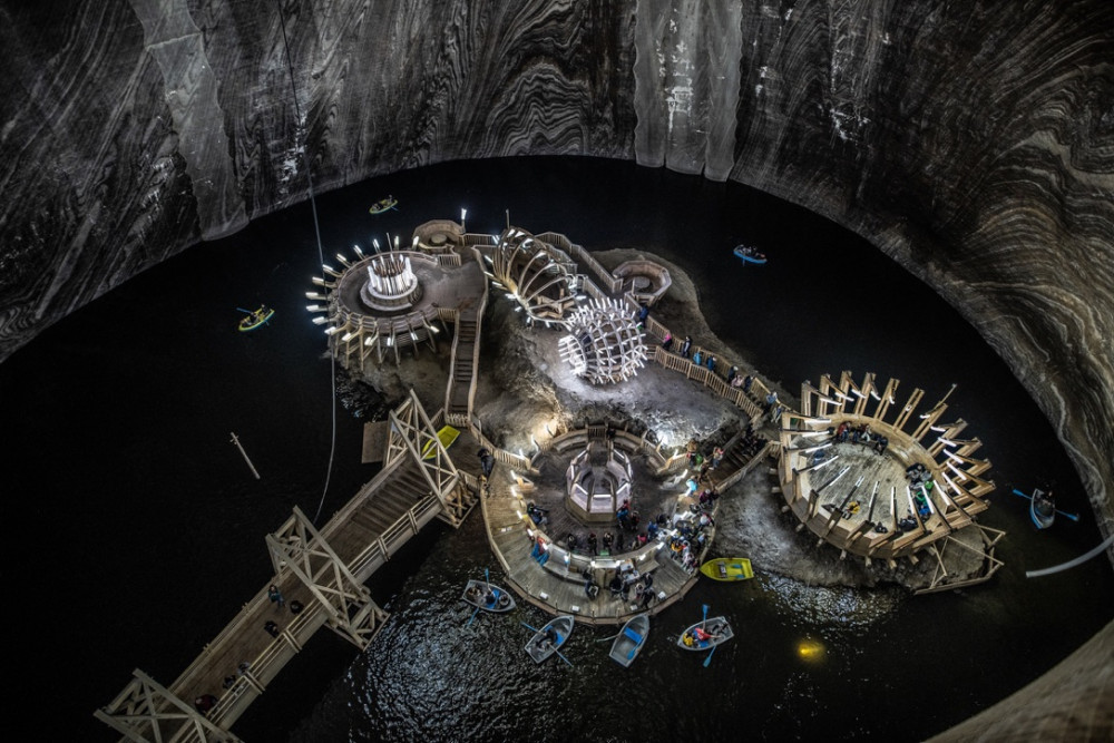 DRBNA NA CESTÁCH: Nejúžasnější podzemní místo na Zemi najdete tisíc kilometrů od hranic