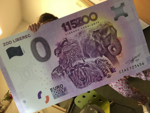 Suvenýrové eurobankovky zoo v Liberci se prodaly za 4,5 hodiny