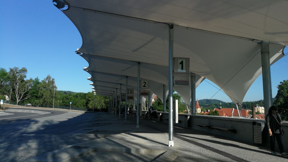 Krumlov zmodernizoval za 82 milionů autobusové nádraží