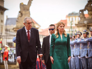 FOTO: Čaputová v Praze jednala s politiky, uctila Havla i Štefánika