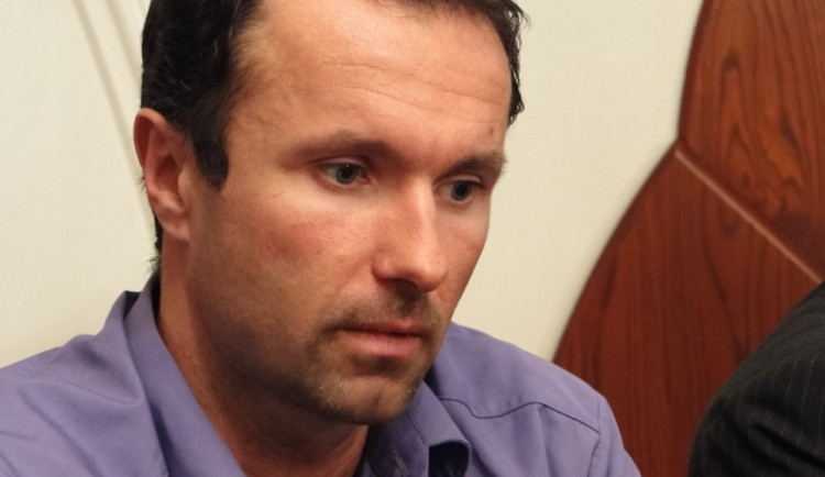 Bývalý ředitel liberecké nemocnice Nečesaný do vězení nepůjde. Soud ho osvobodil