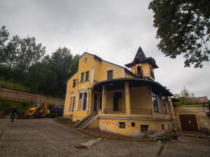 Ve Vratislavické kyselce začíná rekonstrukce. Minerálka se bude stáčet nejdřív za tři roky.