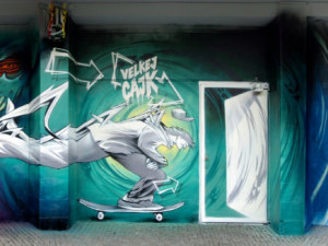 Tvorba libereckého sprejera, který si říká Uplne Mimo.