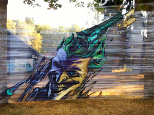 Tvorba libereckého sprejera, který si říká Uplne Mimo.