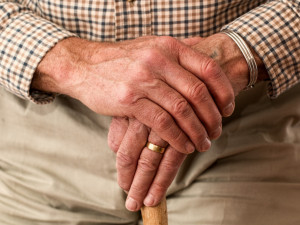 Věk odchodu do důchodu se zvyšovat nebude