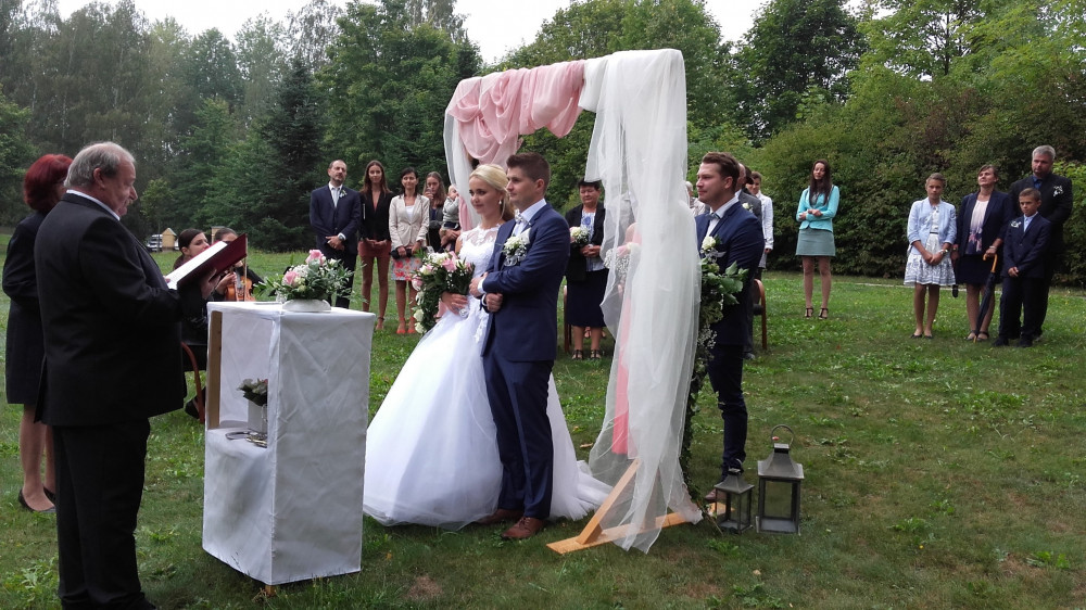 Sedmá, celkově pak 113 svatba proběhla o víkendu u Jaderné elektrárny Temelín