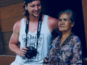 39581417_498736747268395_8367212452911251456_n