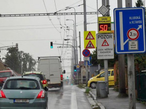 Varnsdorf ukládá řidičům pokuty nezákonně, míní ombudsman