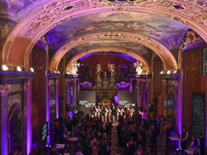 Czech Fashion Night nezapomenutelný večer, který rozhodl o letošních Miss & Mr. Look Bella.