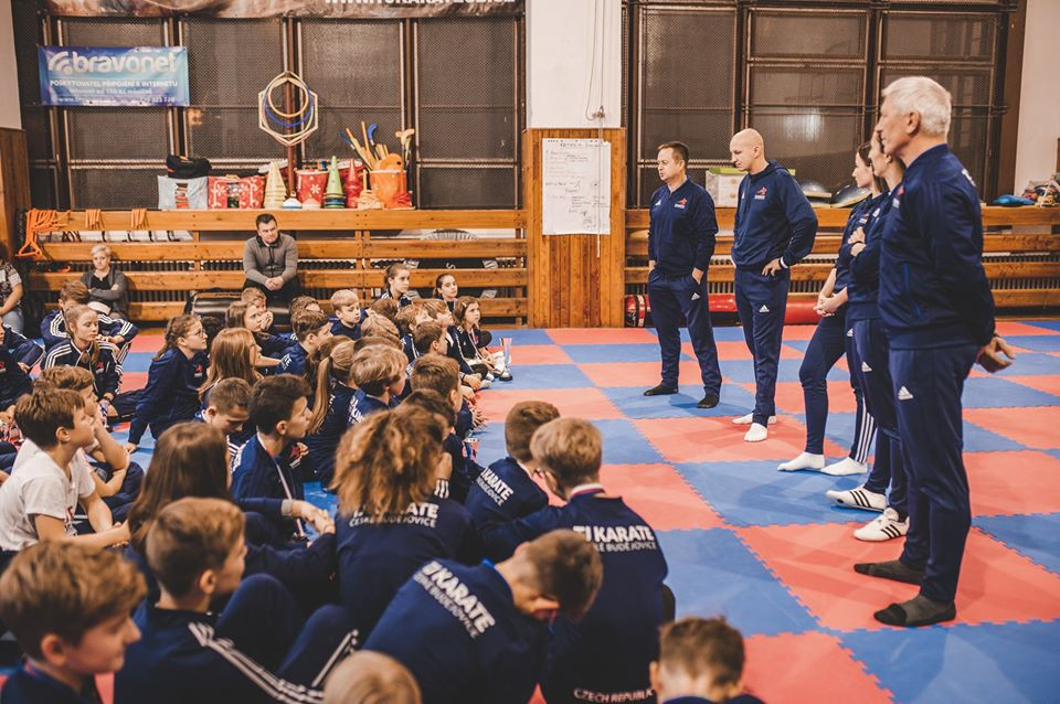 78906720_2648504371907560_2369782681270484992_o