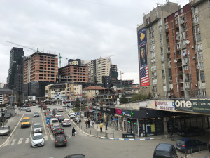 DRBNA NA CESTÁCH: Nejošklivější hlavní město plné kontrastů. Priština se otevírá turismu