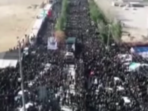 Na tryzně za Solejmáního v Íránu zemřelo v tlačenici 40 lidí
