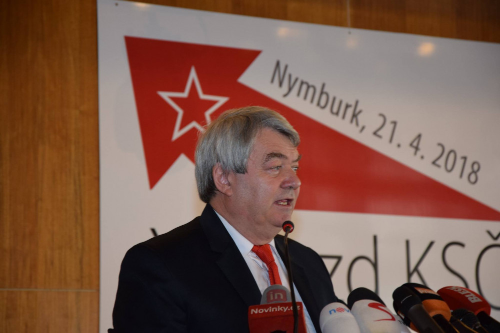 Milion chvilek podal žalobu, kde žádá omluvu po KSČM a ...