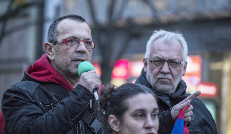 Poslanec Foldyna oznámil, že v úterý opustí vládní ČSSD