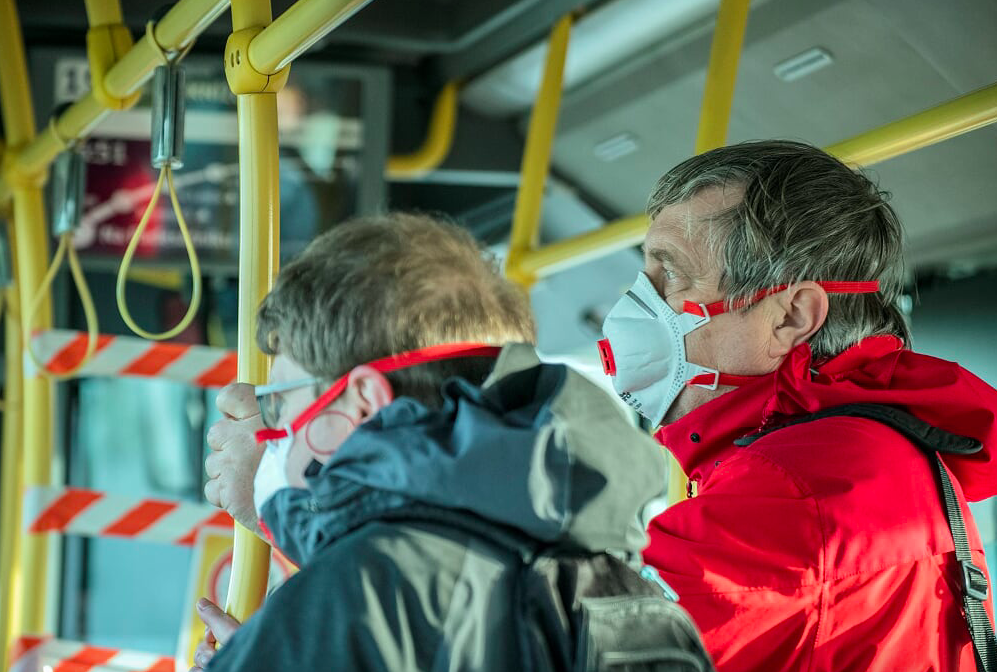 V obcích na Jesenicku se bojí nákazy, čelí náporu chatařů a výletníků