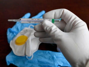 V Česku začíná testování lidí na protilátky proti koronaviru