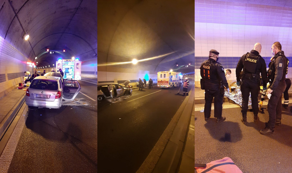 Vážná nehoda v tunelu Blanka. Řidič Fabie skončil v nemocnici.