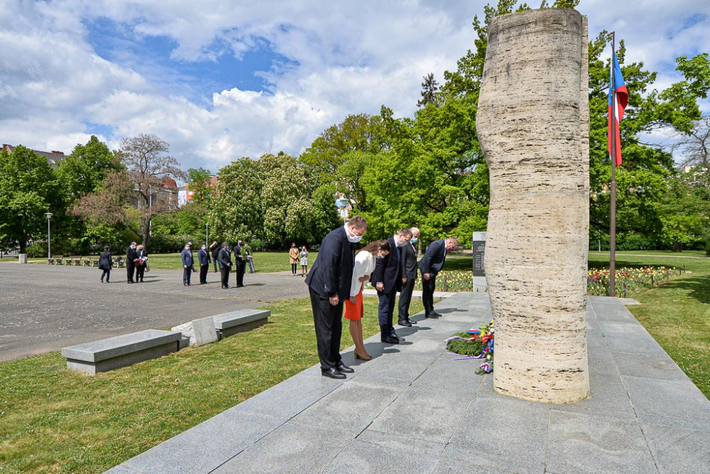 pietní akt na nám. Míru