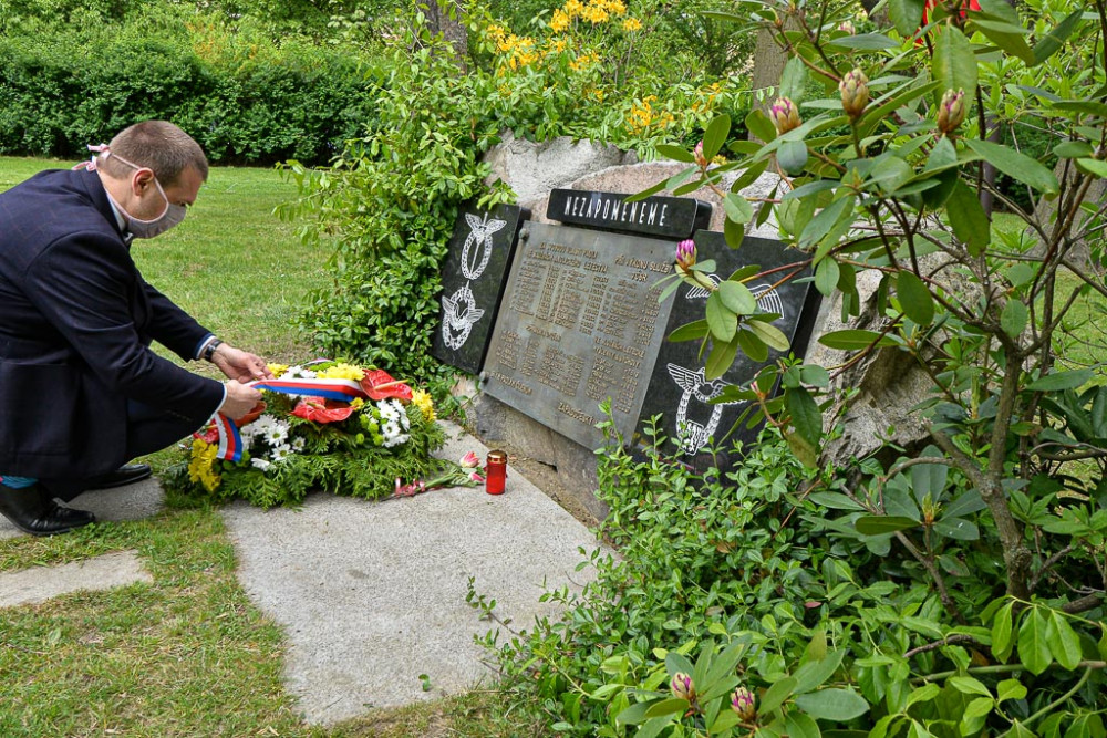 pietní akt za padlé letce