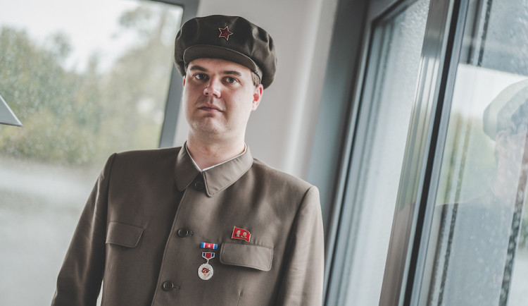 Severokorejci jsou milí a spokojení lidé. Pohled ně ovlivňuje kapitalistická propaganda, říká přítel KLDR Lukáš Vrobel