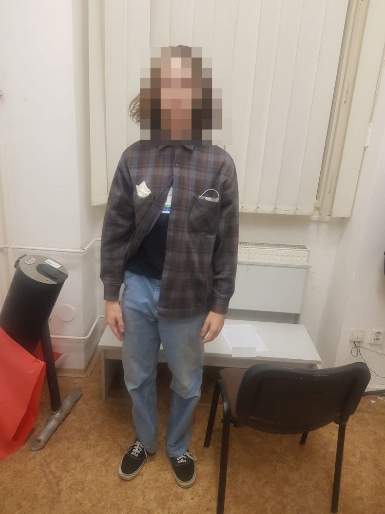 Dvojice cizinců posprejovala Negrelliho viadukt. Obratem skončili v poutech.