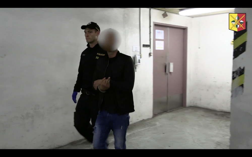 VIDEO: Kriminalisté chytli kapsáře. Okradená byla i téměř devadesátiletá důchodkyně