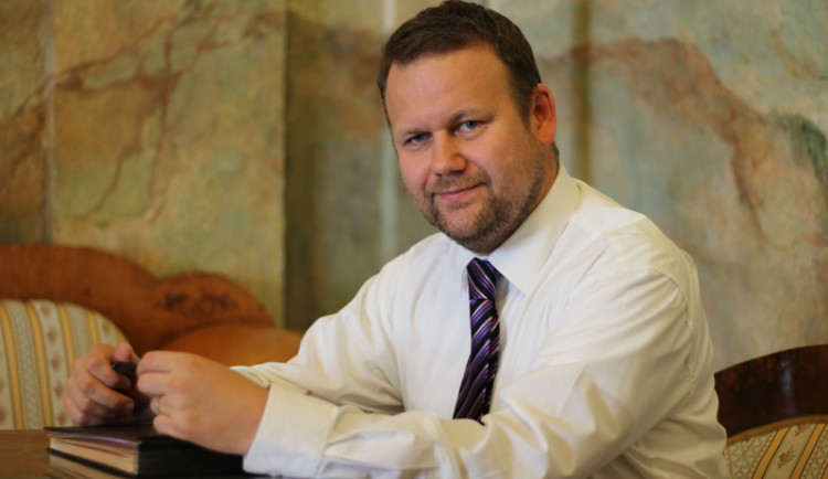 Ministr Zaorálek odvolal ředitele Národní kinovny Martina Kocandu.