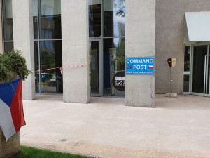 Čeští hasiči budou v Bejrútu operovat půl kilometru od místa výbuchu.