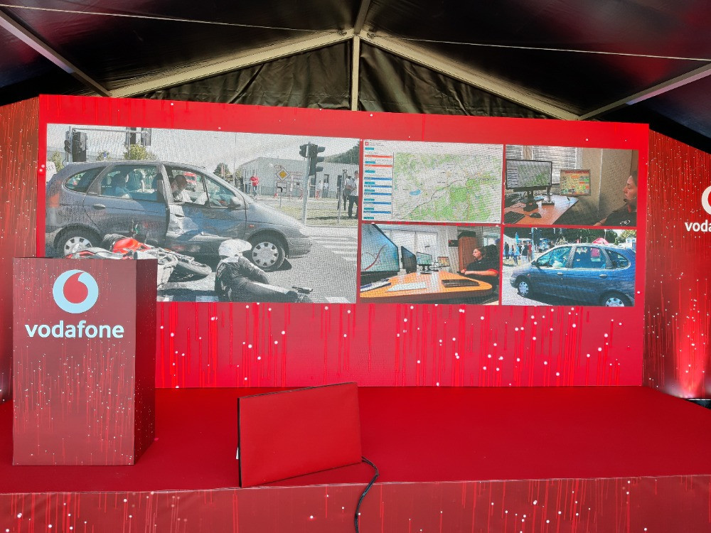 Záchranáři dnes představili aplikaci, která jim umožňuje být na místě nehody ještě před faktickým příjezdem