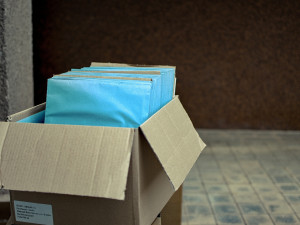 Volební místnosti se uzavřely. Krajská zastupitelstva byla zvolena, možná i někteří senátoři