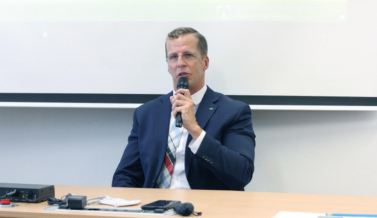 Novým děkanem Ekonomické fakulty bude nejspíše Aleš Kocourek