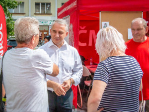 Středula: Některé firmy zakazují zaměstnancům trasování